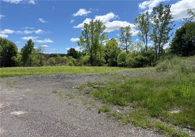 5th image of 1645 Forest Avenue Ext, Busti, NY 14701 | MLS# R1683899