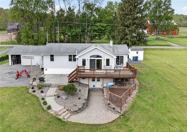 3rd image of 7390 Plainville Rd, Memphis, NY 13112 | MLS# S1681005