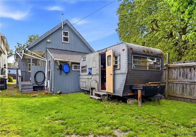 28th image of 366 Bristol Street, Buffalo, NY 14206 | MLS# B1683857