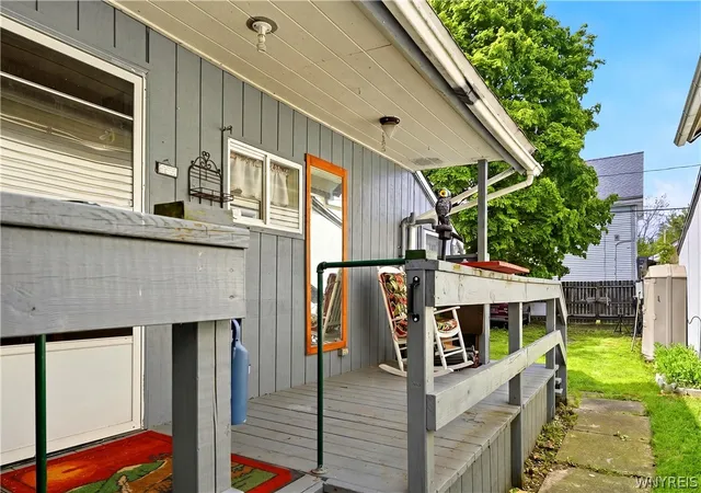 3rd image of 366 Bristol Street, Buffalo, NY 14206 | MLS# B1683857