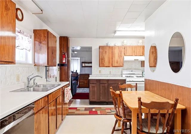 4th image of 366 Bristol Street, Buffalo, NY 14206 | MLS# B1683857