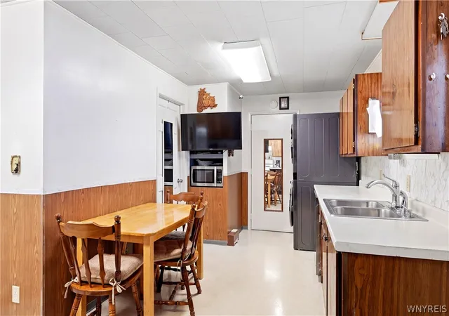 5th image of 366 Bristol Street, Buffalo, NY 14206 | MLS# B1683857
