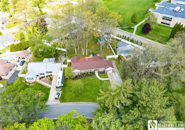 4th image of 133 E Virginia Blvd, Jamestown, NY 14701 | MLS# R1682410