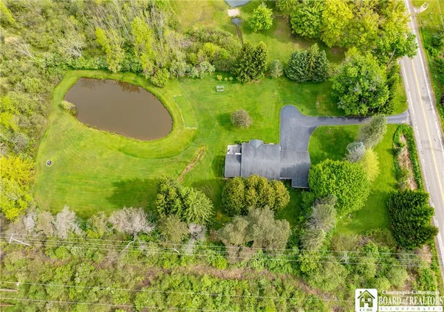5th image of 1653 Southwestern Dr, Busti, NY 14750 | MLS# R1683724