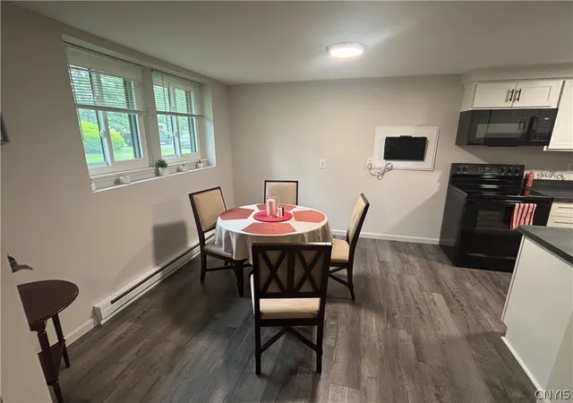 5th image of 145 Watertree Dr, East Syracuse, NY 13057