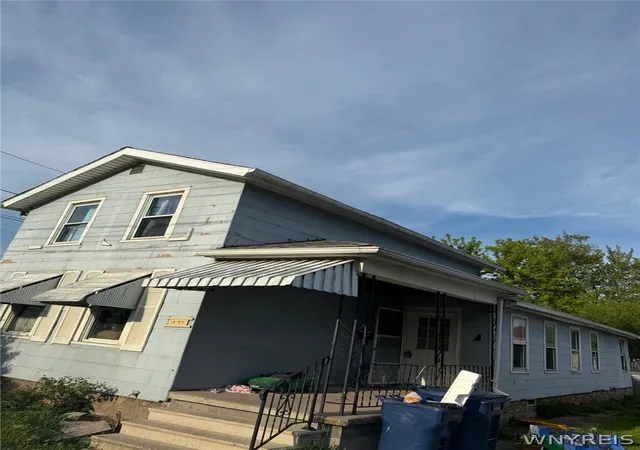 2nd image of 177 Washburn St, Lockport City, NY 14094 | MLS# B1683591