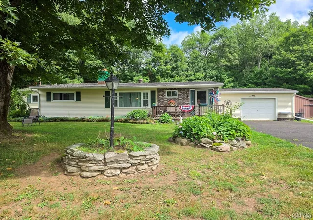 Photo 3 of Single family home for sale at 10104 Florence Hl Rd, Camden, NY 13316 | MLS# S1683815 | Listing updated on 2026-07-30