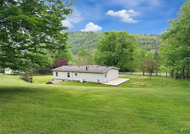 Photo 5 of Sale Pending at 1403 County Rd 3, Margaretville, NY 12455 | MLS# R1682203 | Listing updated on 2026-07-16