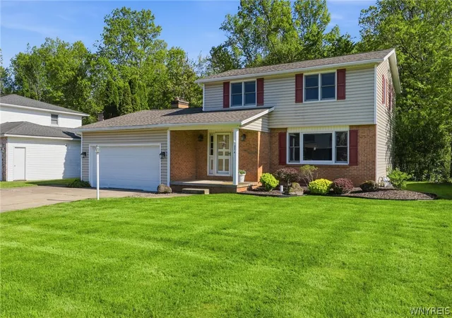 4th image of 274 Fareway Ln, Grand Island, NY 14072 | MLS# B1683843