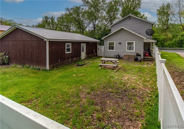 Homes for sale in Salamanca, NY | 139 Wildwood Ave, Salamanca, NY 14779 | MLS# B1683902