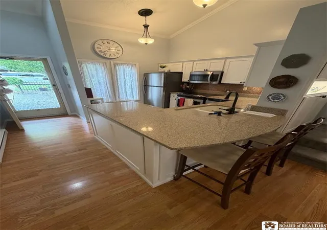 5th image of 52 Castile Dr, Pomfret, NY 14063 | MLS# R1683813