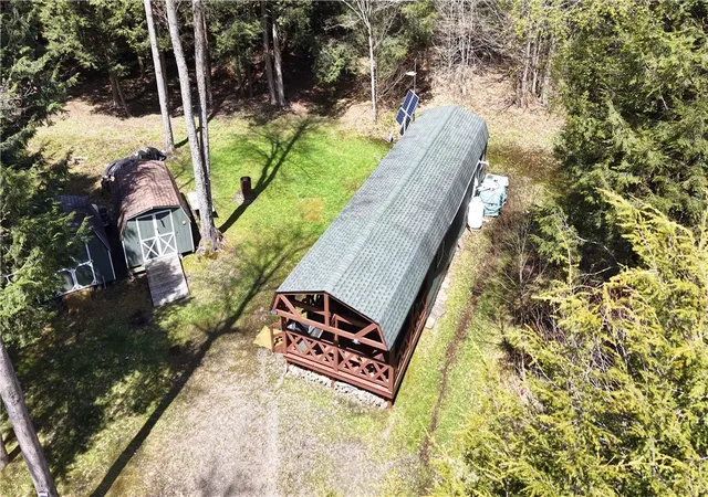 5th image of Id# 141-2-22 Hemlock Ln, German, NY 13040 | MLS# R1683991