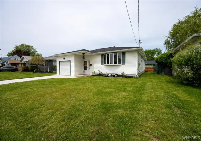 Homes for sale in Lackawanna, NY | 122 Smith Dr, Lackawanna, NY 14218 | MLS# B1683276