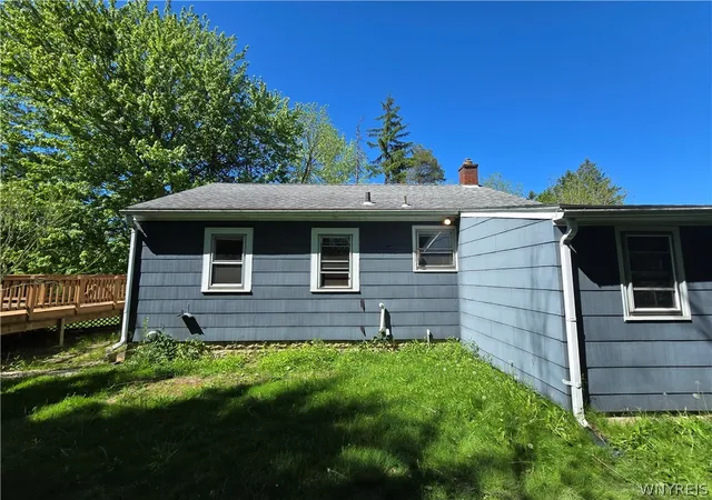 Homes for sale in West Seneca, NY | 2132 Transit Rd, West Seneca, NY 14224 | MLS# B1683947