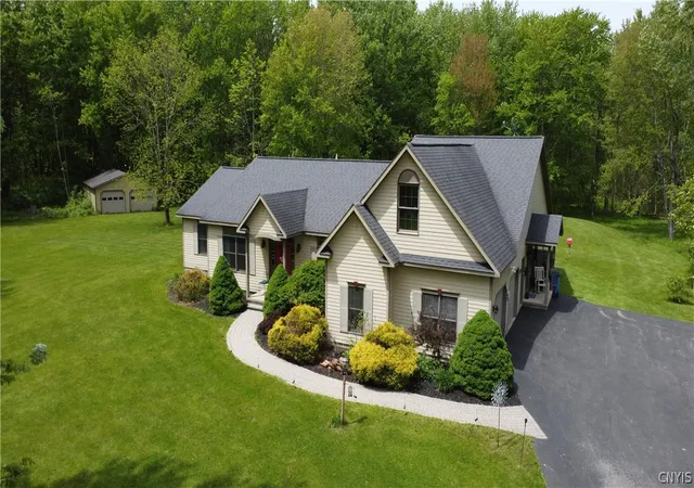 2nd image of 9157 Mud Mill Rd, Brewerton, NY 13029 | MLS# S1682702