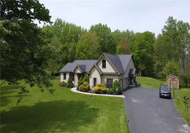 3rd image of 9157 Mud Mill Rd, Brewerton, NY 13029 | MLS# S1682702