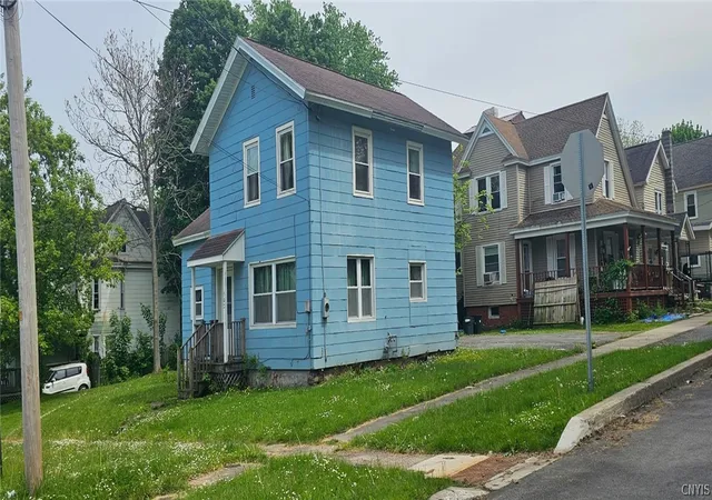 Homes for sale in Fulton, NY | 502 Utica St, Fulton, NY 13069 | MLS# S1682743