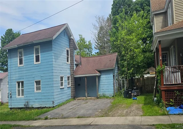 Homes for sale in Fulton, NY | 502 Utica St, Fulton, NY 13069 | MLS# S1682743