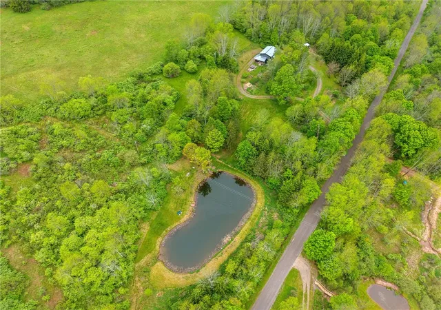 2nd image of 133 Hinman Rd, Unadilla, NY 13849 | MLS# R1680986