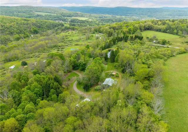 40th image of 133 Hinman Rd, Unadilla, NY 13849 | MLS# R1680986