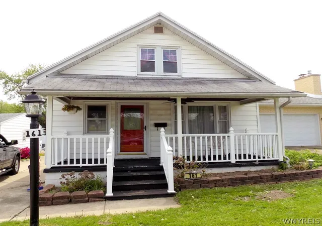 2nd image of 161 Brighton Rd, Tonawanda, NY 14150 | MLS# B1683488