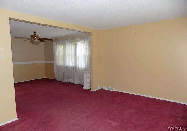 5th image of 161 Brighton Rd, Tonawanda, NY 14150 | MLS# B1683488