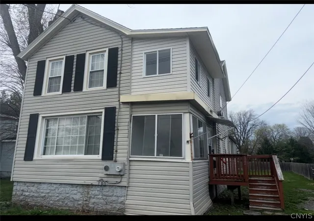 Homes for sale in Oneida, NY | 522 Stone St, Oneida, NY 13421 | MLS# S1683415