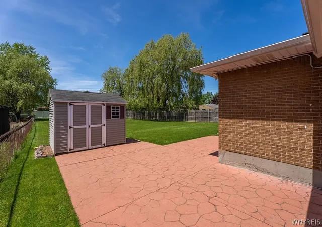 Homes for sale in Cheektowaga, NY | 638 Borden Rd, Cheektowaga, NY 14227 | MLS# B1683926