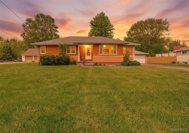 1st image of 7132 Nash Rd, Wheatfield, NY 14120 | MLS# B1683705