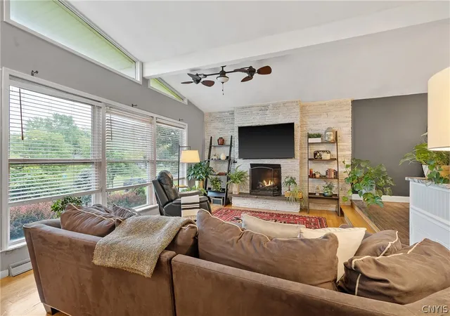 Homes for sale in De Witt, NY | 246 Waldorf Pkwy, De Witt, NY 13224 | MLS# S1682334