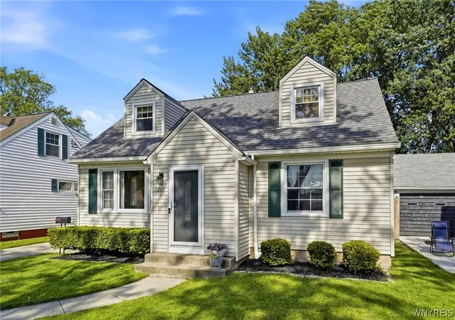 3rd image of 265 Blackstone Blvd, Tonawanda, NY 14150 | MLS# B1681570