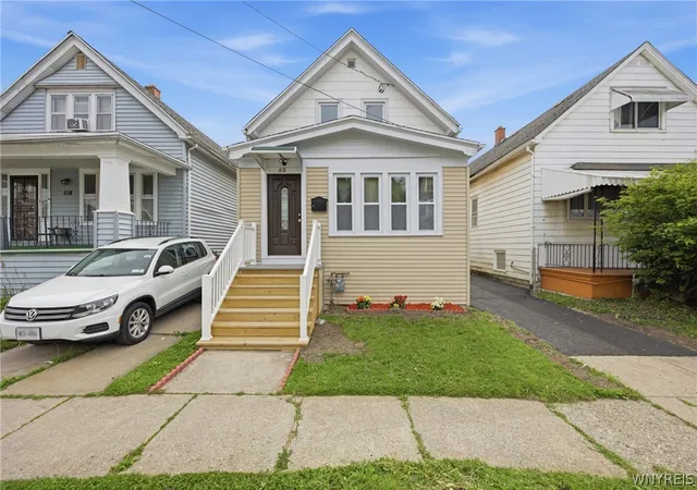 2nd image of 53 Roslyn St, Buffalo, NY 14211 | MLS# B1684023
