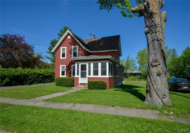 Homes for sale in Alexandria Bay, NY | 57 Anthony St, Alexandria Bay, NY 13607 | MLS# S1683919
