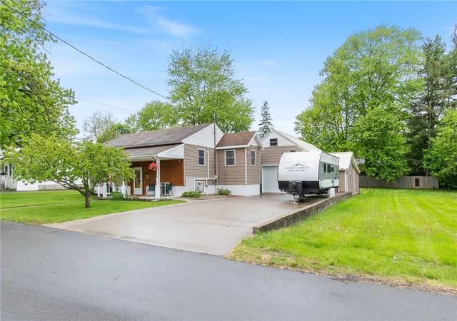 Homes for sale in Fayette, NY | 19 E Kendig St, Fayette, NY 13165 | MLS# R1679389