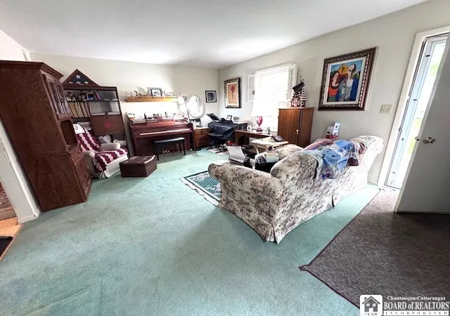 4th image of 24 Lowell Pl, Pomfret, NY 14063 | MLS# R1683474