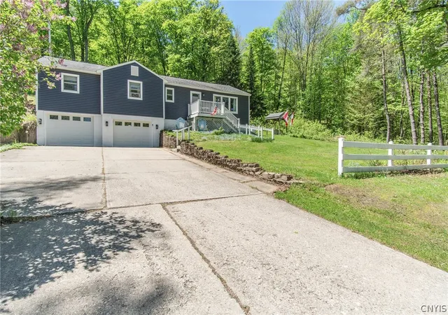 Photo 5 of Single family home for sale at 796 Oswegatchie Trl Rd, Oswegatchie, NY 13690 | MLS# S1684128 | Listing updated on 2026-08-04