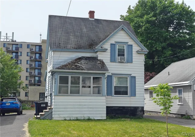 1st image of 139 Seeley Ave, Syracuse, NY 13205 | MLS# S1683404