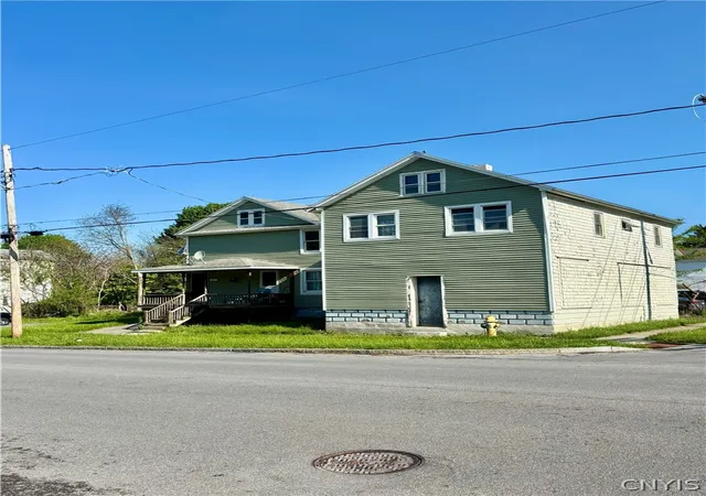 Homes for sale in Auburn, NY | 37 Perrine St, Auburn, NY 13021 | MLS# S1684388