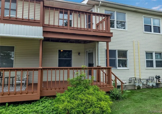 Homes for sale in Amherst, NY | 3 Keph Dr, Amherst, NY 14228