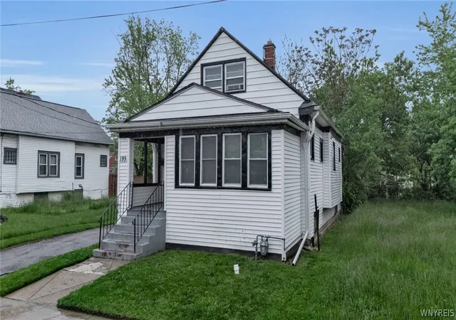 Homes for sale in Buffalo, NY | 195 Stevens Ave, Buffalo, NY 14215 | MLS# B1684365