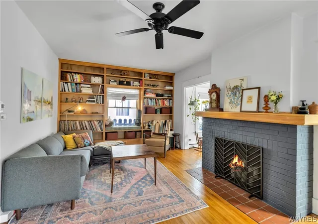3rd image of 90 Radcliffe Rd, Buffalo, NY 14214 | MLS# B1681955