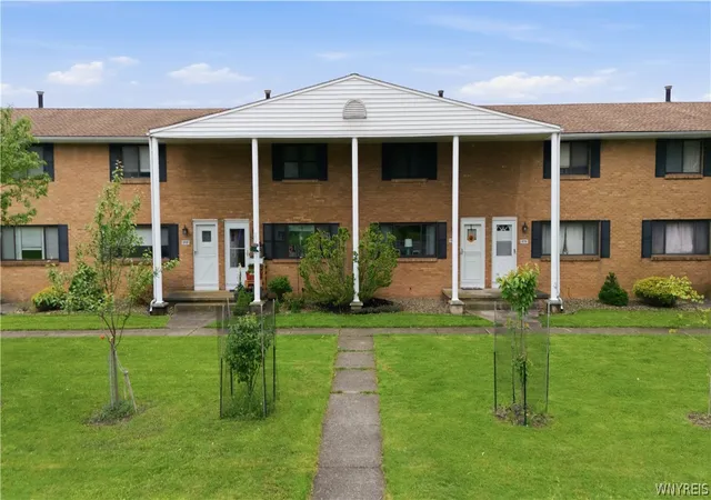 1st image of 1717 Orchard Park Rd, Buffalo, NY 14224 | MLS# B1684430