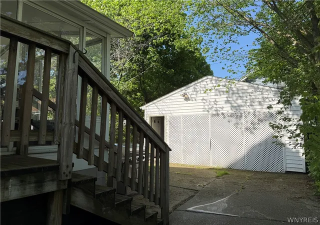 9th image of 290 Abbott Rd, Buffalo, NY 14220 | MLS# B1684213