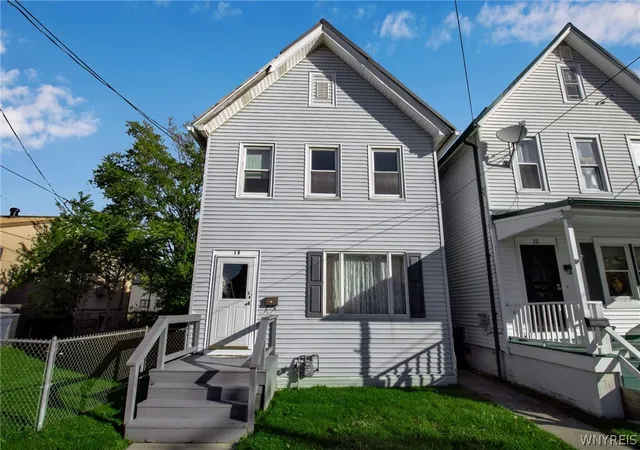 Homes for sale in Buffalo, NY | 10 South St, Buffalo, NY 14204 | MLS# B1681967