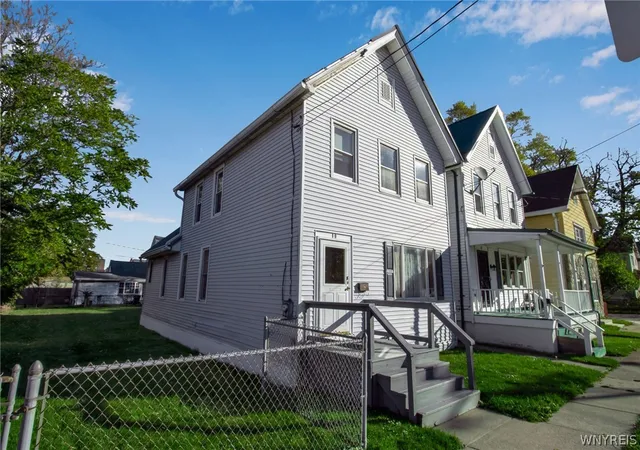 Homes for sale in Buffalo, NY | 10 South St, Buffalo, NY 14204 | MLS# B1681967