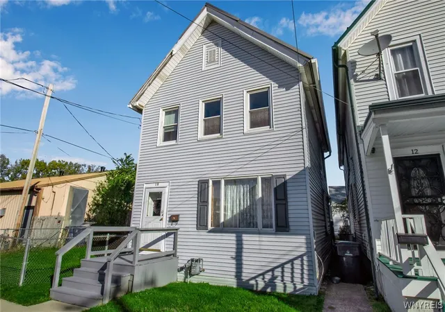 Homes for sale in Buffalo, NY | 10 South St, Buffalo, NY 14204 | MLS# B1681967