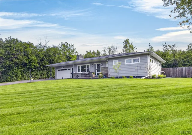 Homes for sale in New Hartford, NY | 37 Taber Rd, New Hartford, NY 13413 | MLS# S1683082