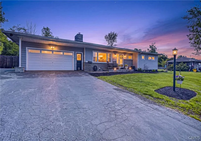 Homes for sale in New Hartford, NY | 37 Taber Rd, New Hartford, NY 13413 | MLS# S1683082