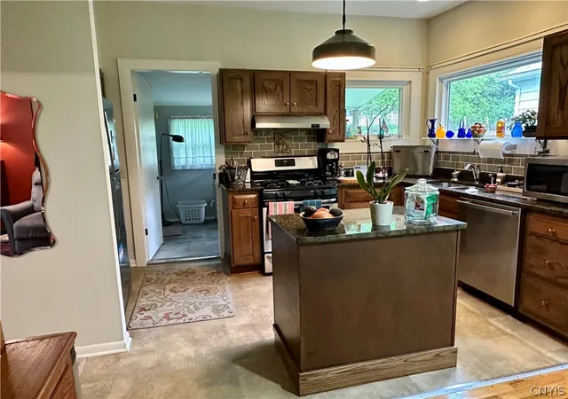 4th image of 644 Fellows Ave, Syracuse, NY 13210 | MLS# S1681888