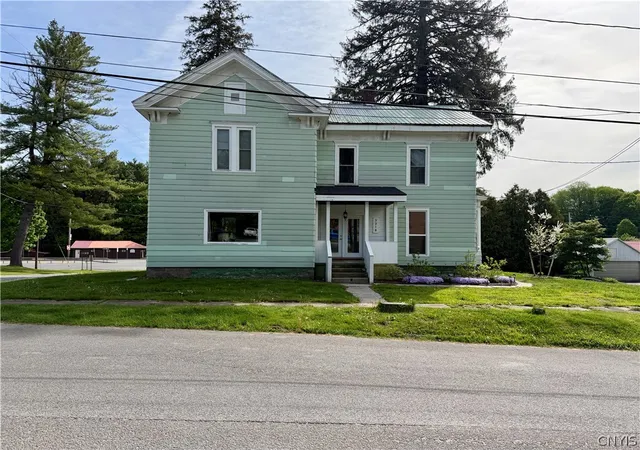 Photo 2 of Single family home for sale at 3318 Douglas St, Port Leyden, NY 13433 | MLS# S1684027 | Listing updated on 2026-08-02